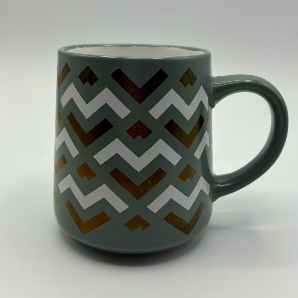 Thyme & Table Ceramic Mug Green Geometric Print Gold And White